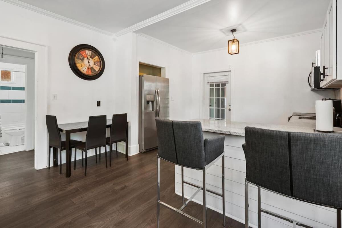 Charming 2 Bedroom With Wifi And Ac In Lovely Ferienhaus