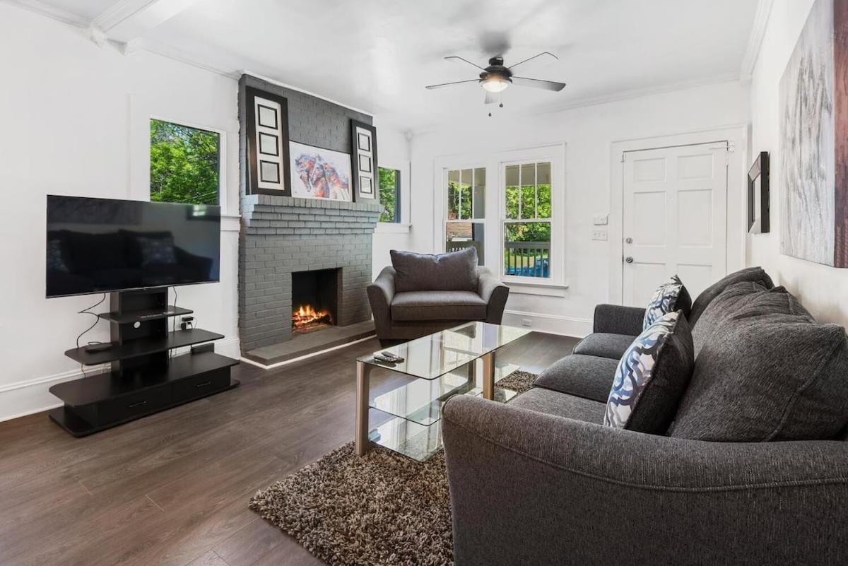 Charming 2 Bedroom With Wifi And Ac In Lovely